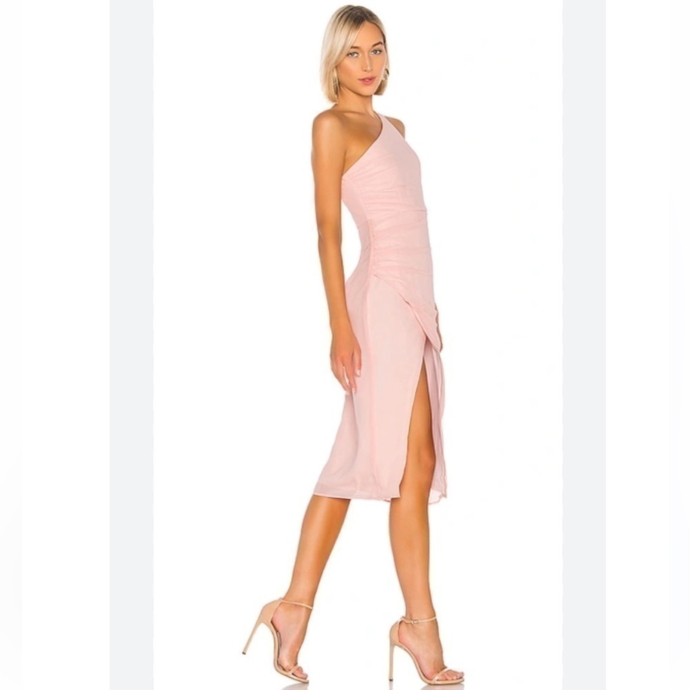 Revolve NBD dress Romina bodycon ruched‎ Midi in Blush Nude M